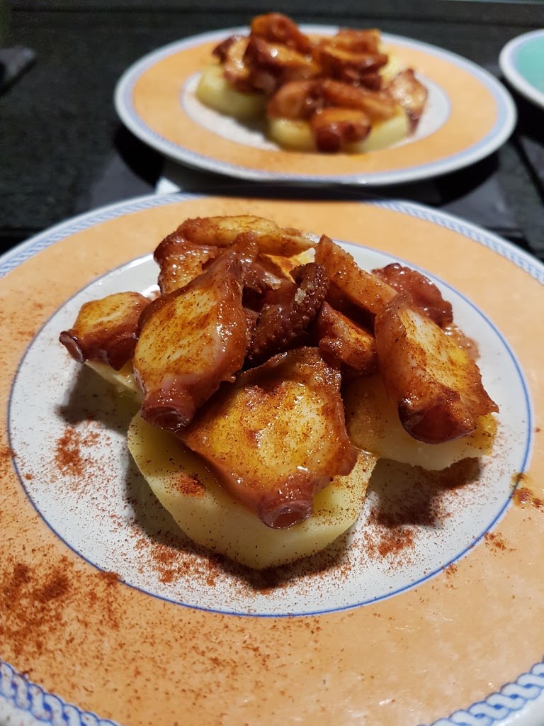 Bar Ulzama — Comida y bebida