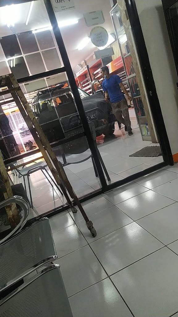 Linggom 2 Kaca Film & Aksesoris Mobil