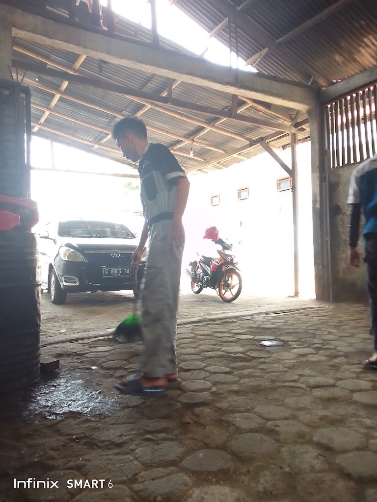 BENGKEL MOBIL PUTRA TIGA BERLIAN