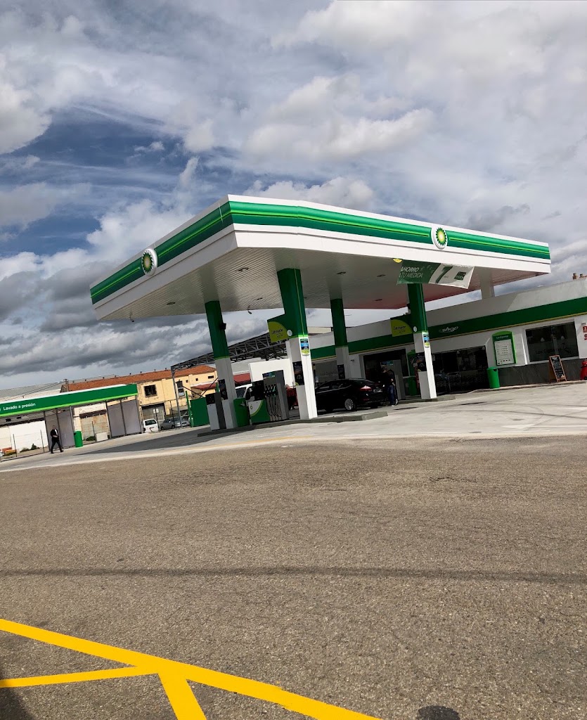 Estacion de Servicio Repsol — Surtidor de combustible