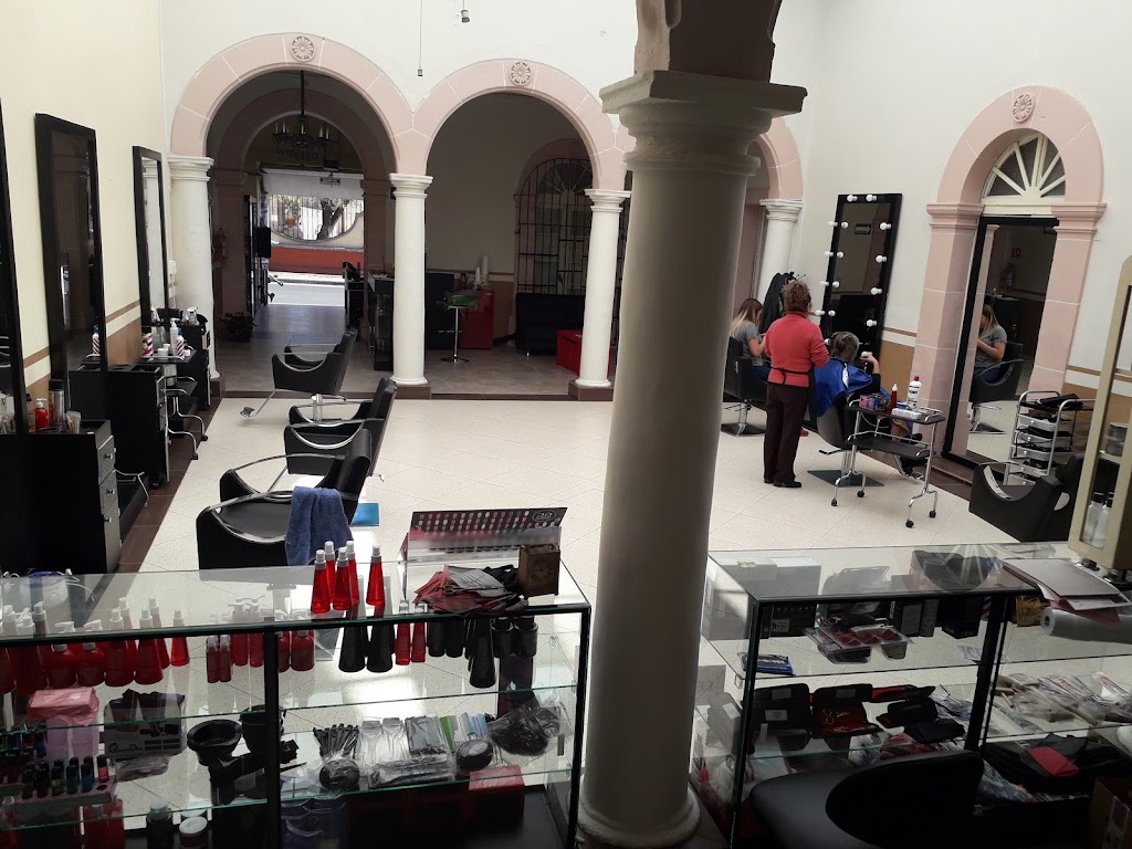 Plaza De La Belleza — Interior