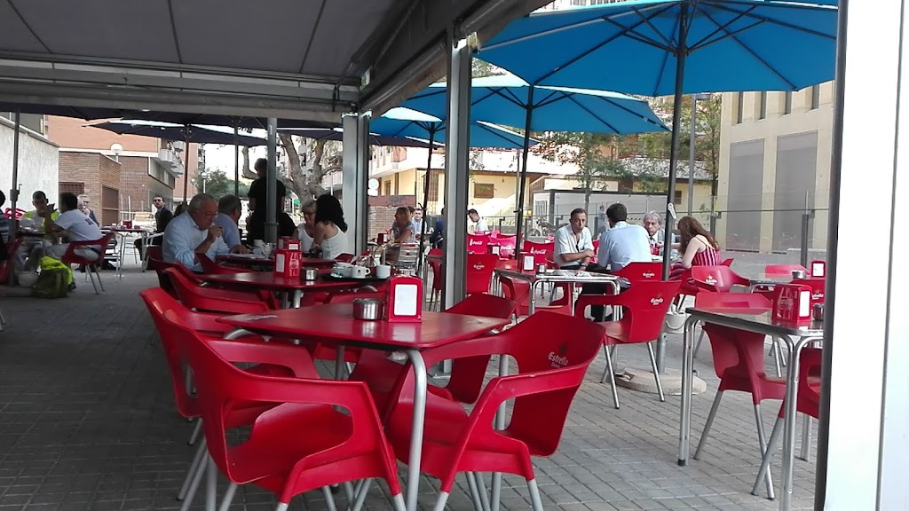 CAFETERIA BAR LIBRA — Ambiente