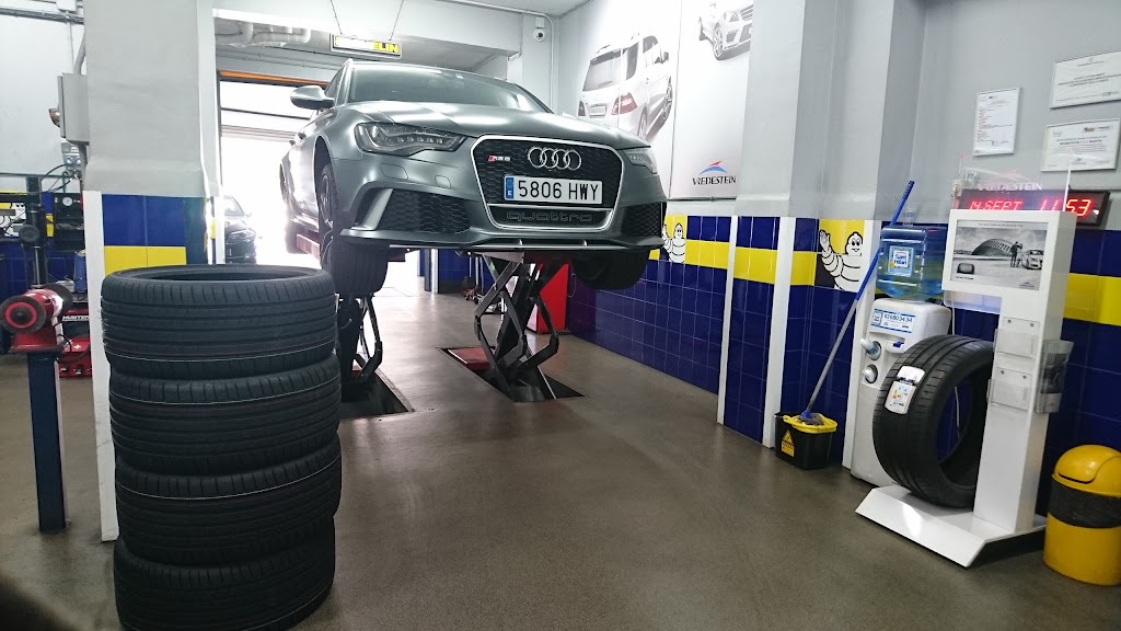 Confortauto Neumaticos TyJ Martin — Taller