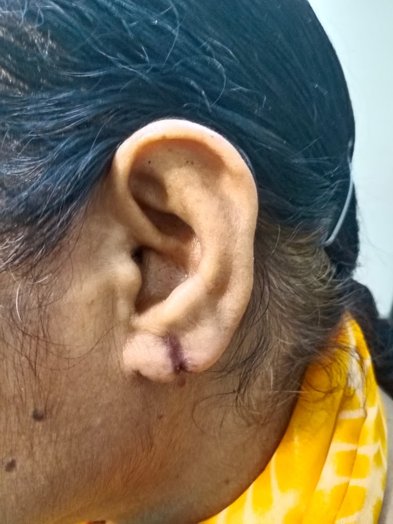 Swamini Beauty Salon And Makeup Studio