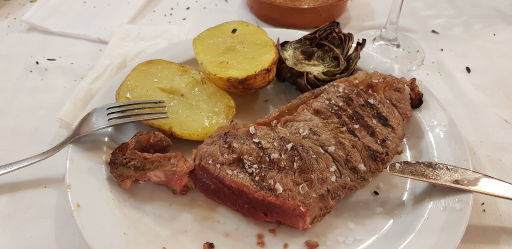 Restaurant Can Escayola — Comida y bebida