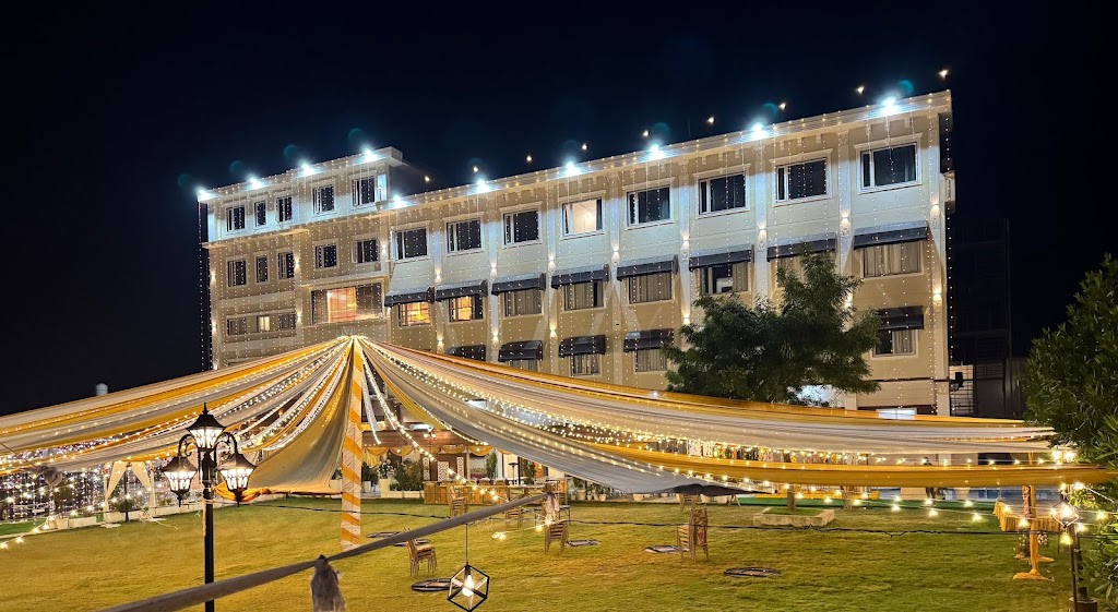 Hotel Vasdaa Grand