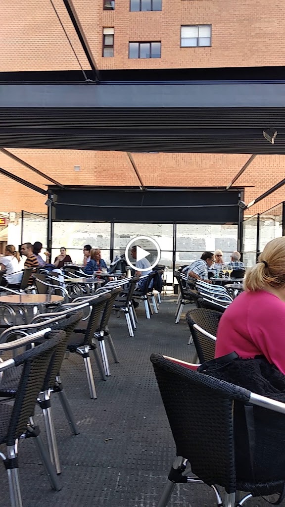 Cafe Muguru — Videos