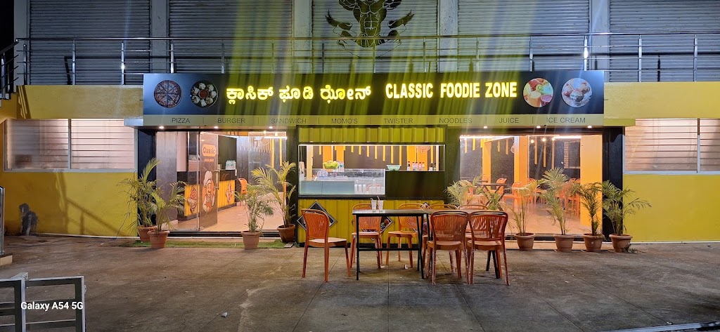 Classic Foodie Zone