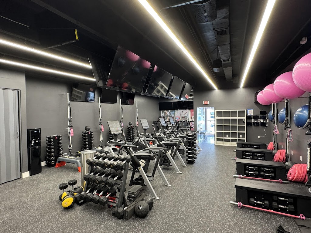  Rzone Fitness Sunset Drive | Women's Fitness Studio