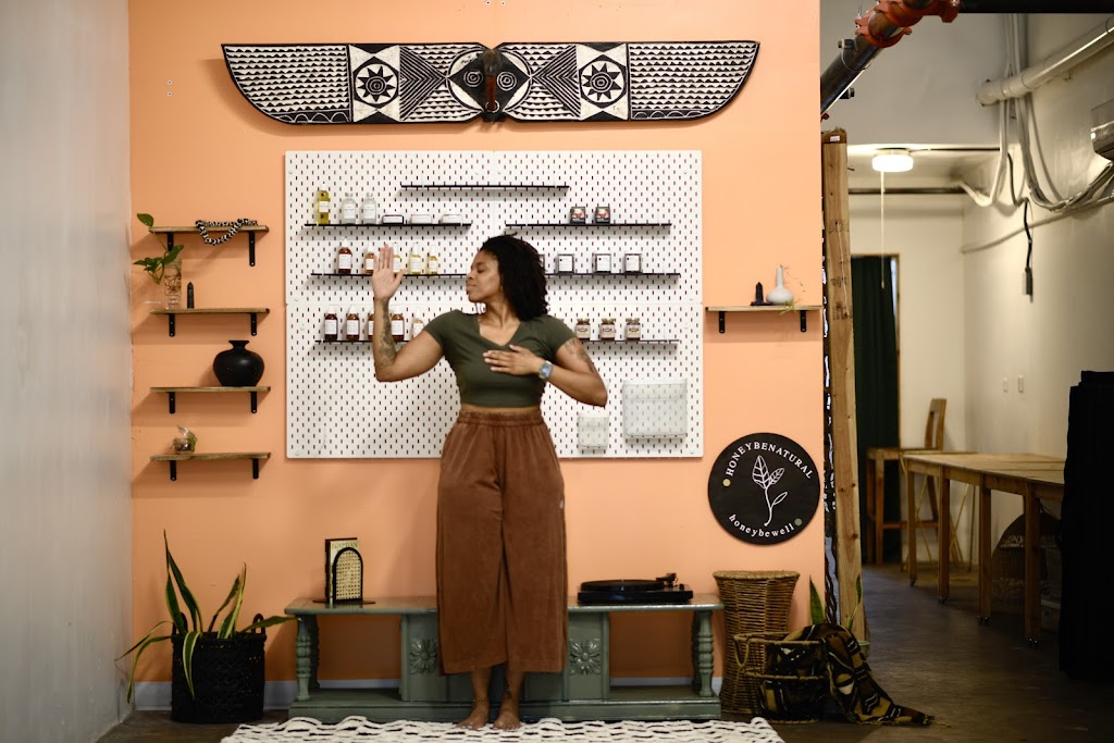  HoneyBeLite Movement Studio