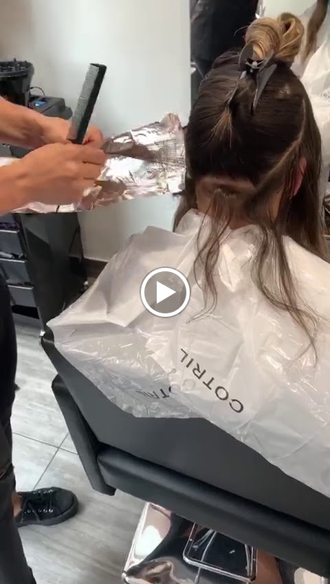Mara's peluqueria y estetica — Videos