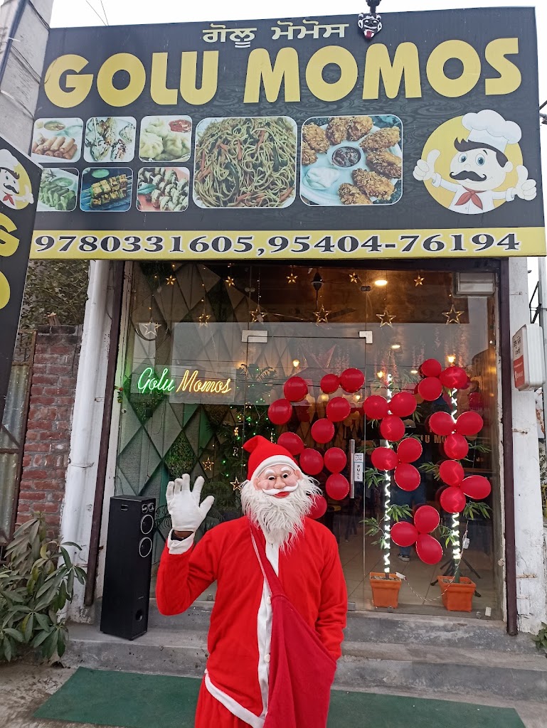 Golu Momos