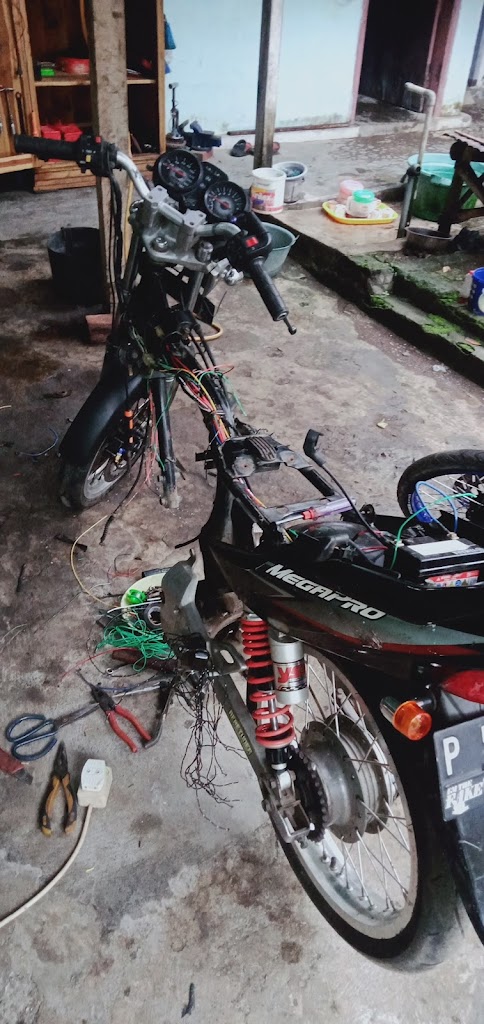DAN MOTOR