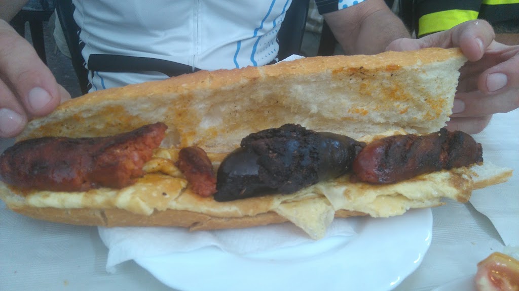 Bar 262 — Comida y bebida