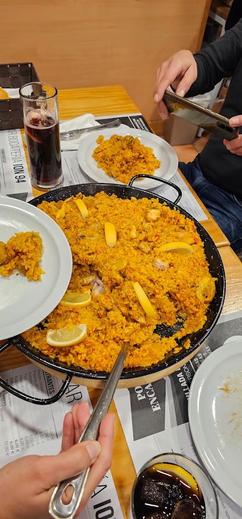Bocateria ion 94 — Comida y bebida