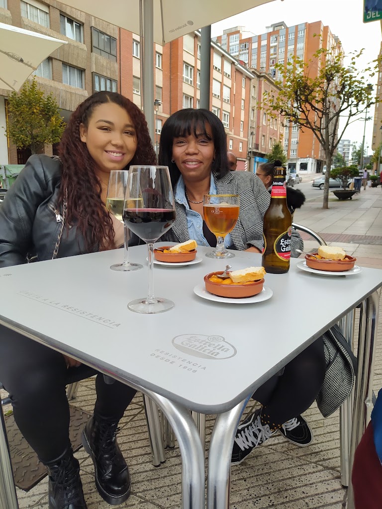 Cafeteria La Esquina — Ambiente