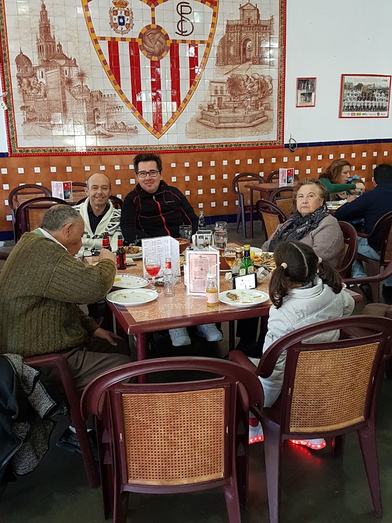 Bar PENA SEVILLISTA — Ambiente