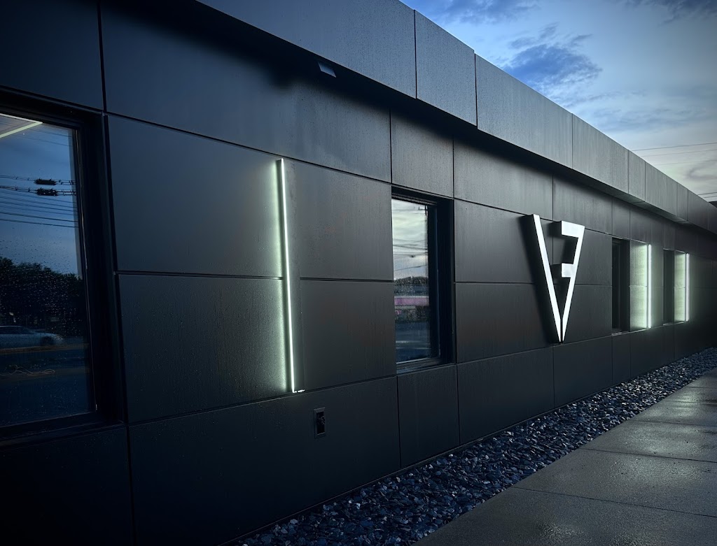  IronFit Gym + Wellness Center - Lebanon