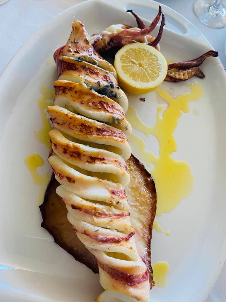 Restaurante los Infantes — Comida y bebida