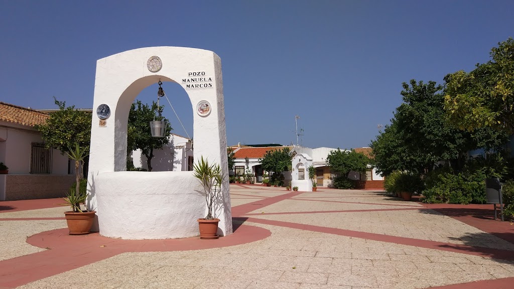 Pozos de la plaza Federico Mayo
