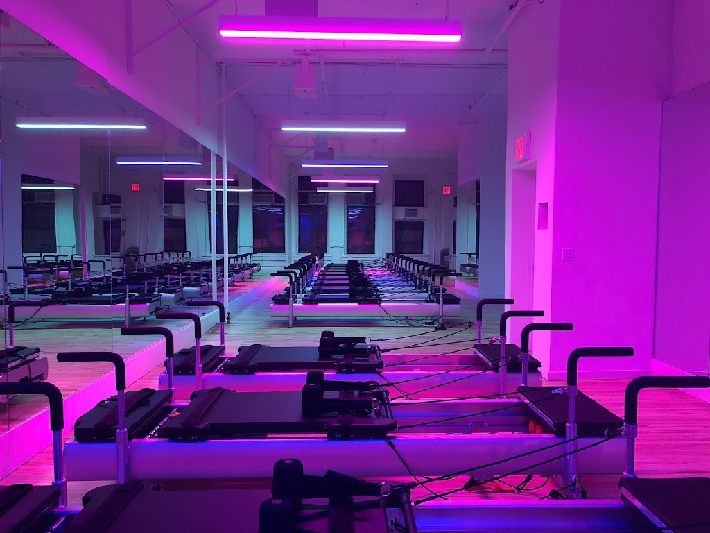  BODYROK FLATIRON STUDIO