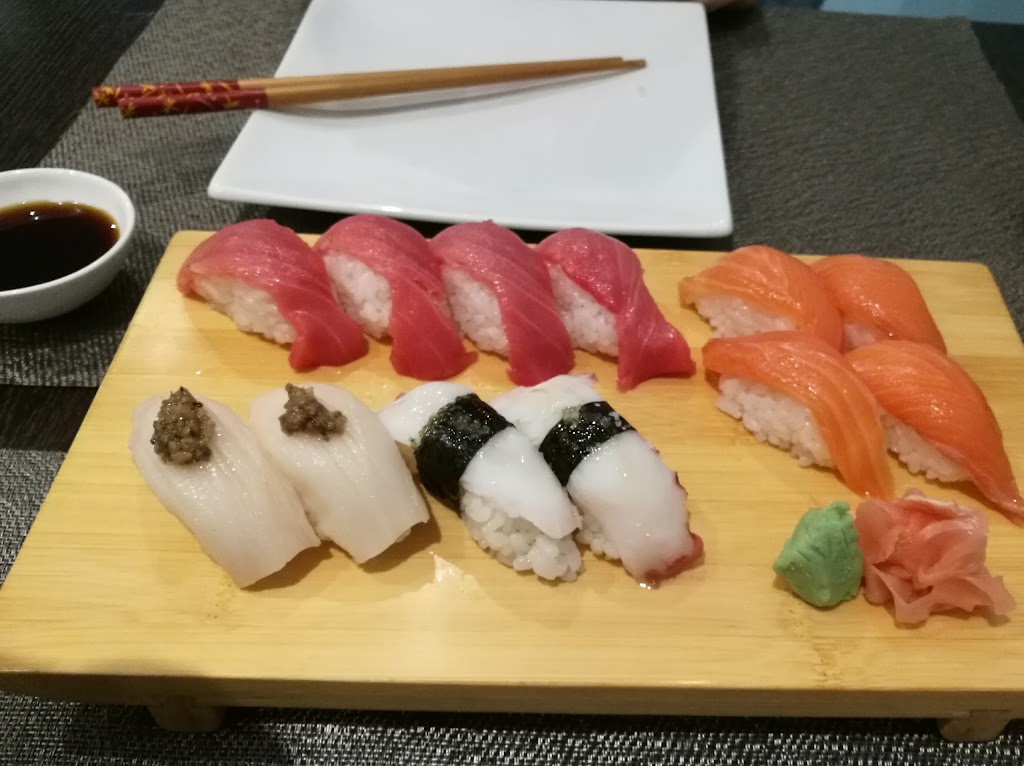 Sushi Bar — Sushi