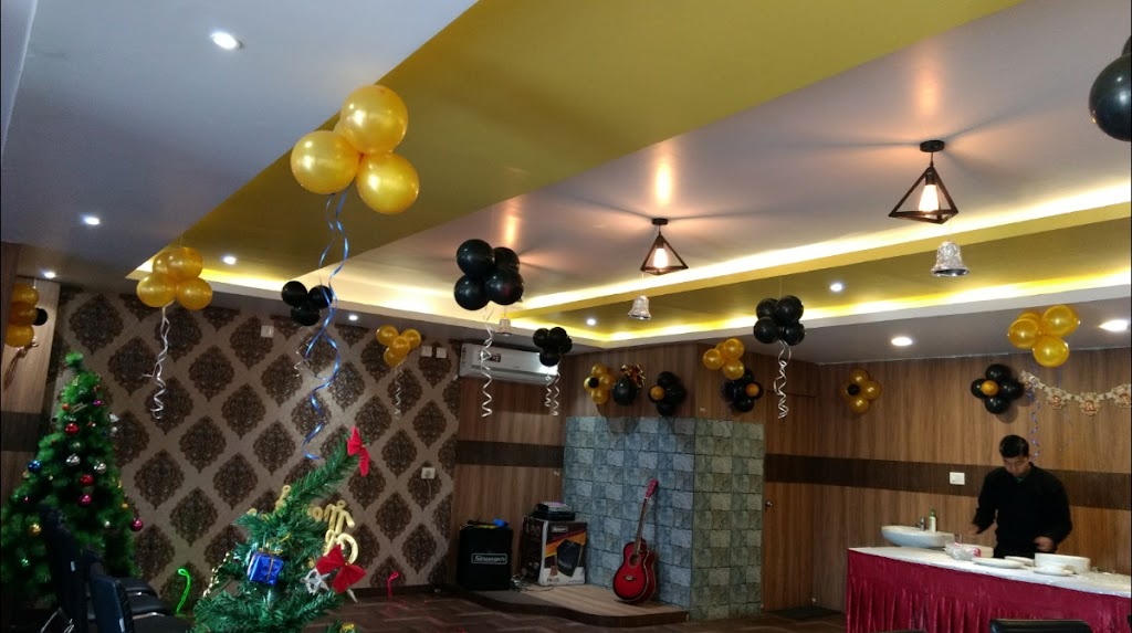 Kundan S Kitchen