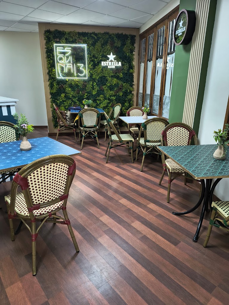 Bar Cafeteria Esquina 13