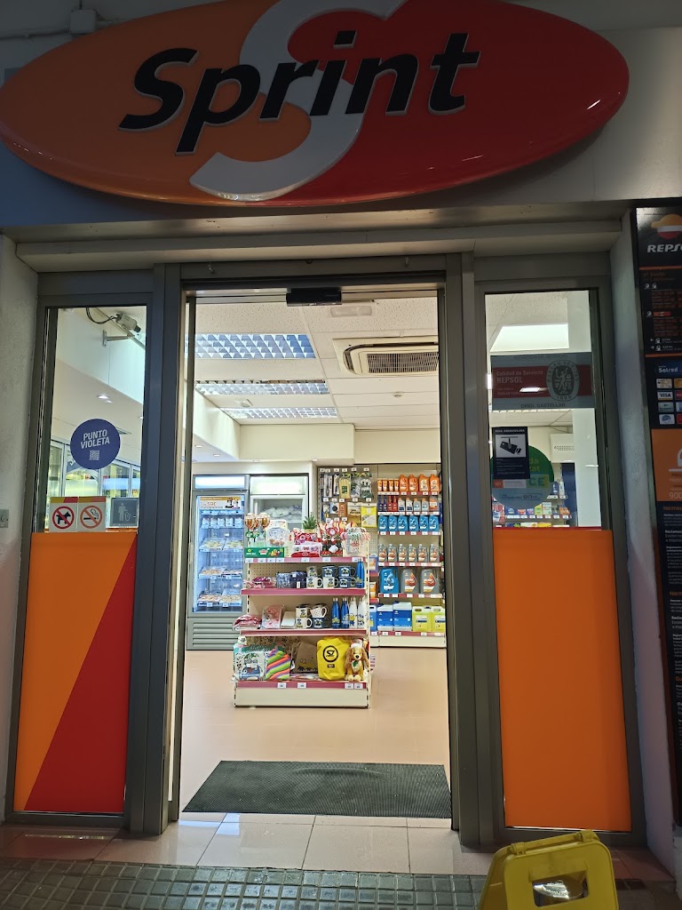 Estacion de Servicio Repsol — Exterior