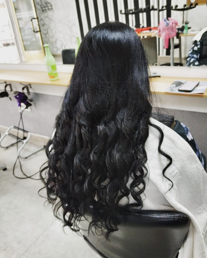Academia de peluqueria Vanesa Oblare formacion — Peinado
