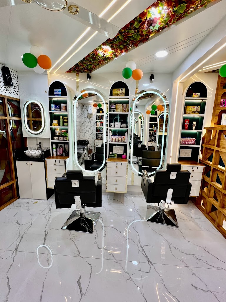 The Famous Unisex Salon Best Salon In Pashan Sutarwadi