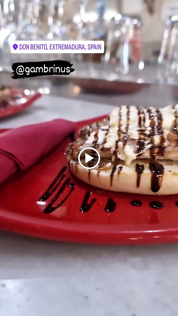 Cerveceria Gambrinus — Videos