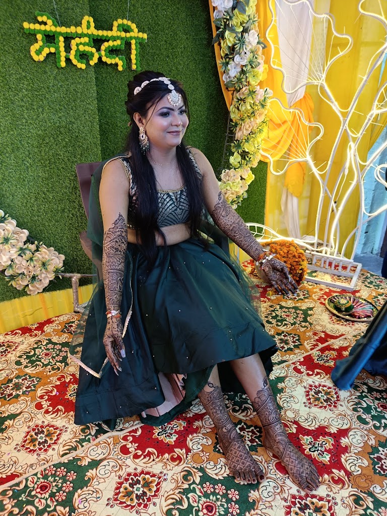 Prachi S Makeover Salon Academy