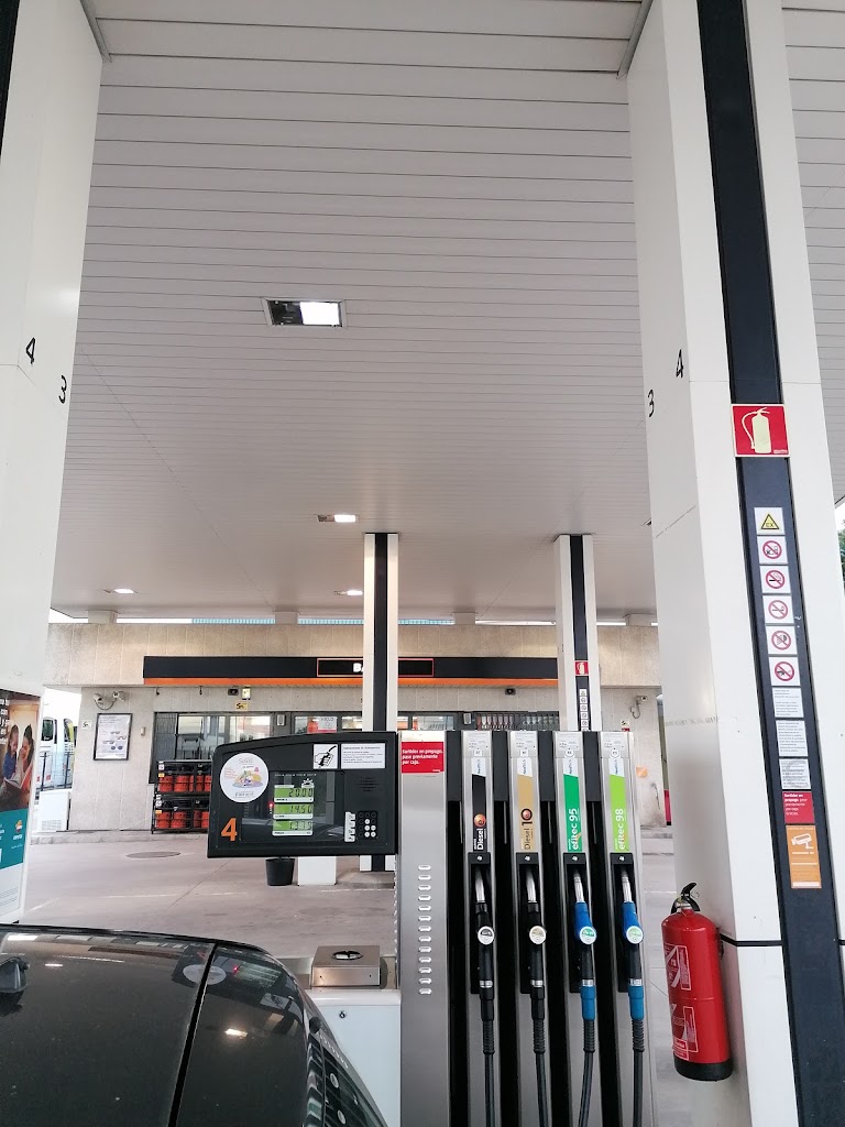 Estacion de Servicio Repsol — Estacion de servicio