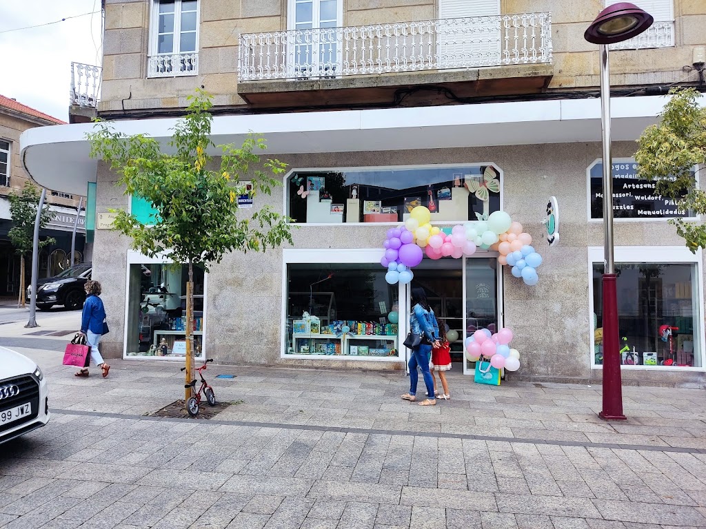 Foto 2 de A Balea Das Cores - Jugueteria Educativa