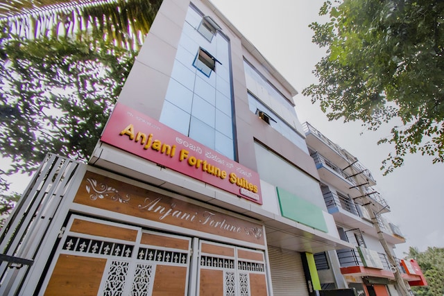 Oyo Anjani Fortune Suites