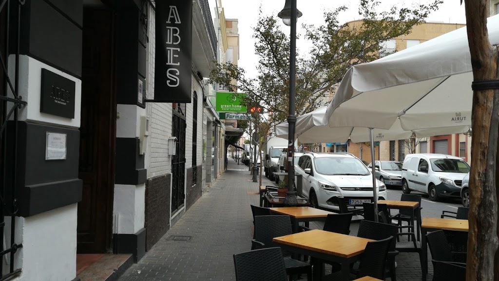 Abe's - The Restaurant — Ambiente