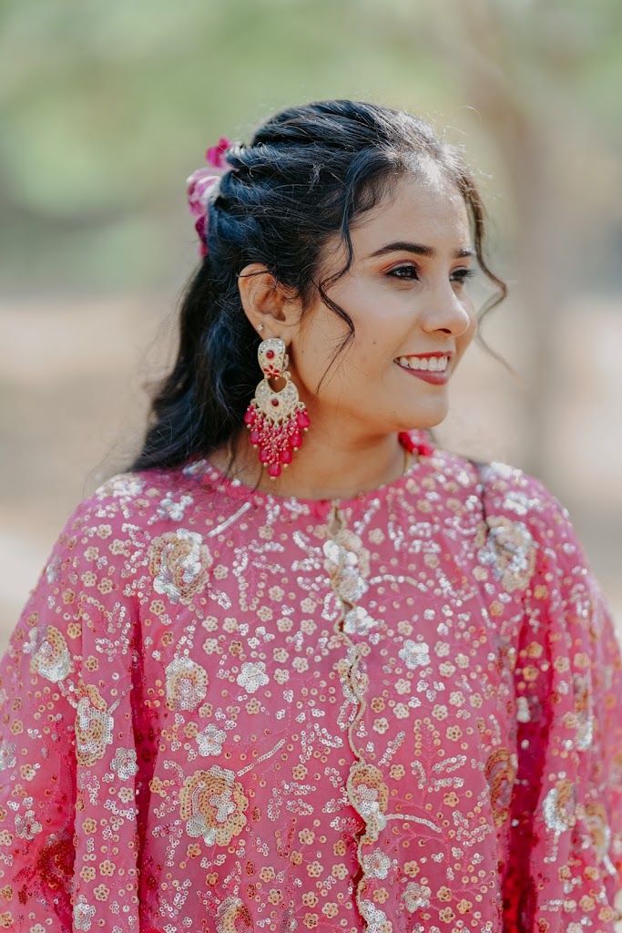 Kyaa Klp Beauty Parlour