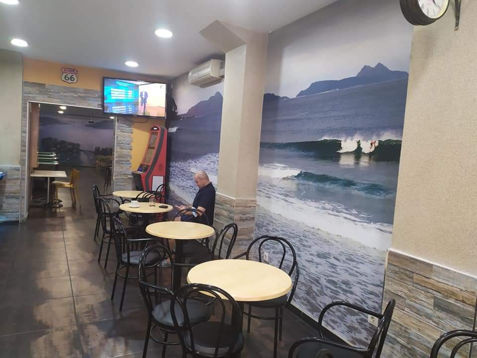 Cafeteria Chester Cerveceria — Ambiente