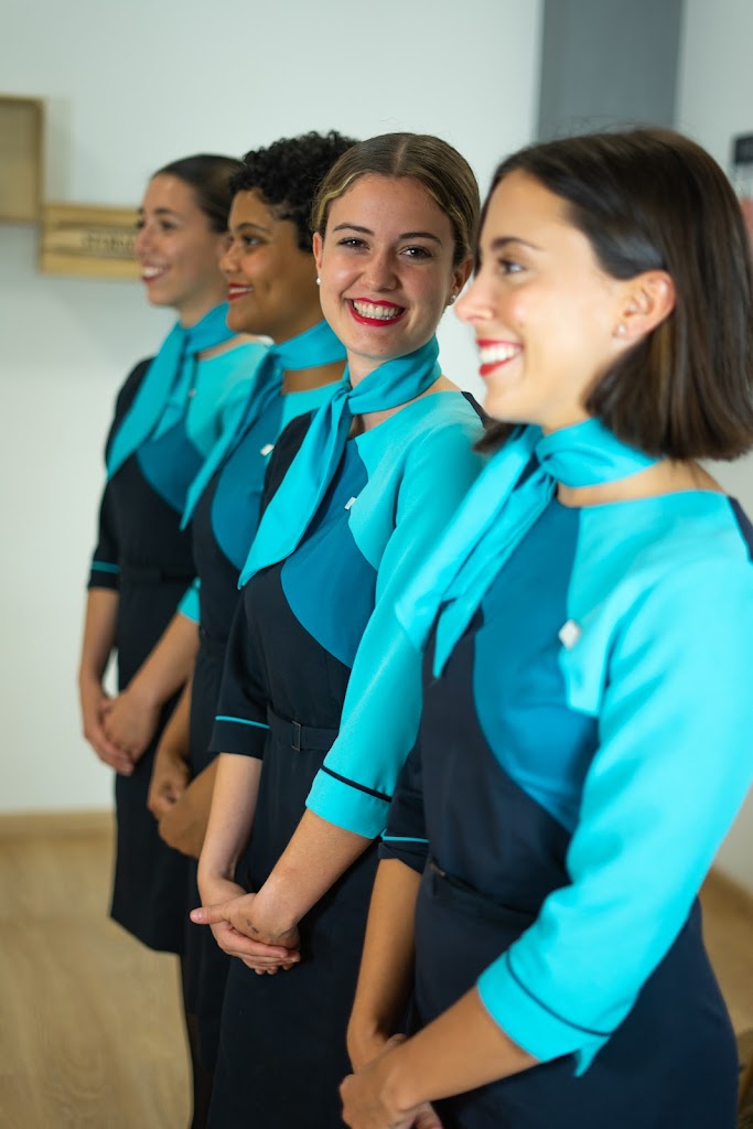 Central Barcelona Escuela Aeronautica | Curso Azafata de Vuelo TCP