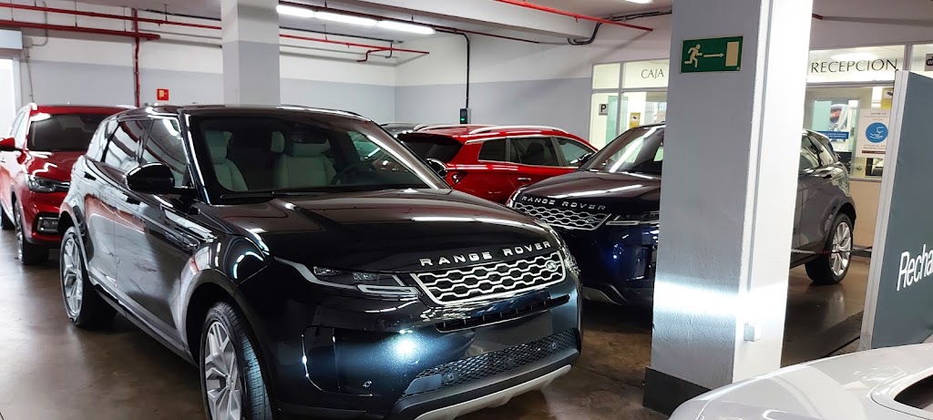 Concesionario Oficial Jaguar | Pelican Motor — Interior