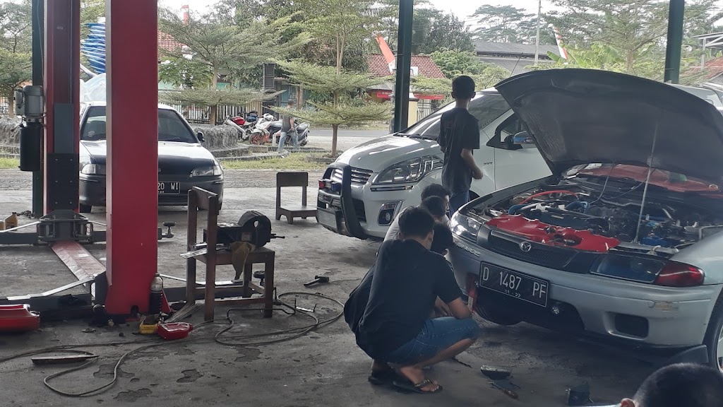 Bengkel Mobil Yudi