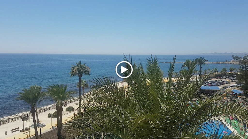 ANGUS Torrequebrada — Videos