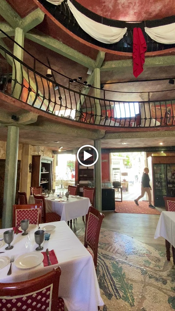 Restaurante Satyricon — Videos