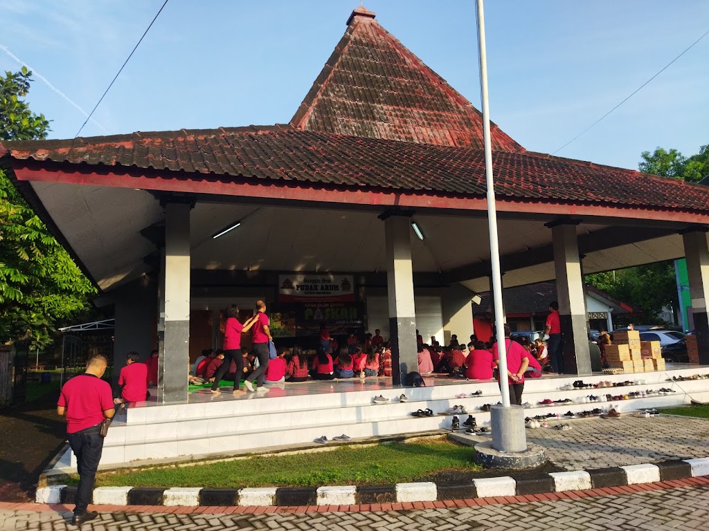 Campgrounds Semen Indonesia / Gresik