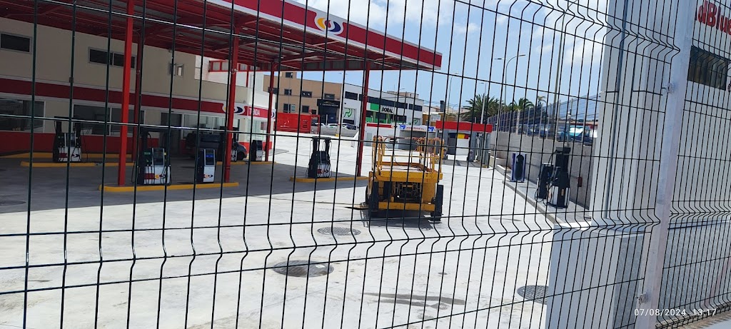 Gasolinera Santana Dominguez