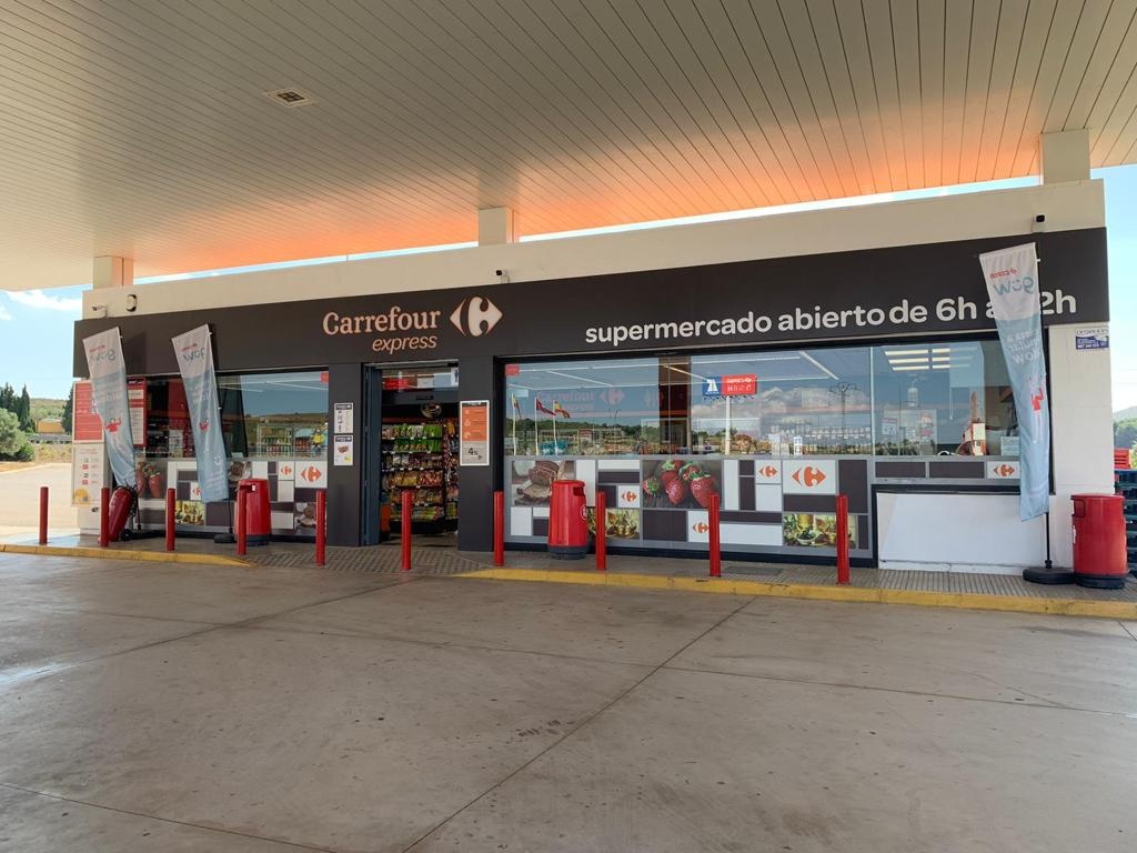 Estacion de servicio Cepsa — Exterior