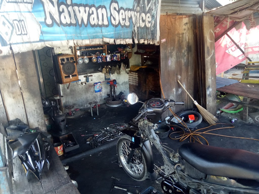 Bengkel Naiwan Service