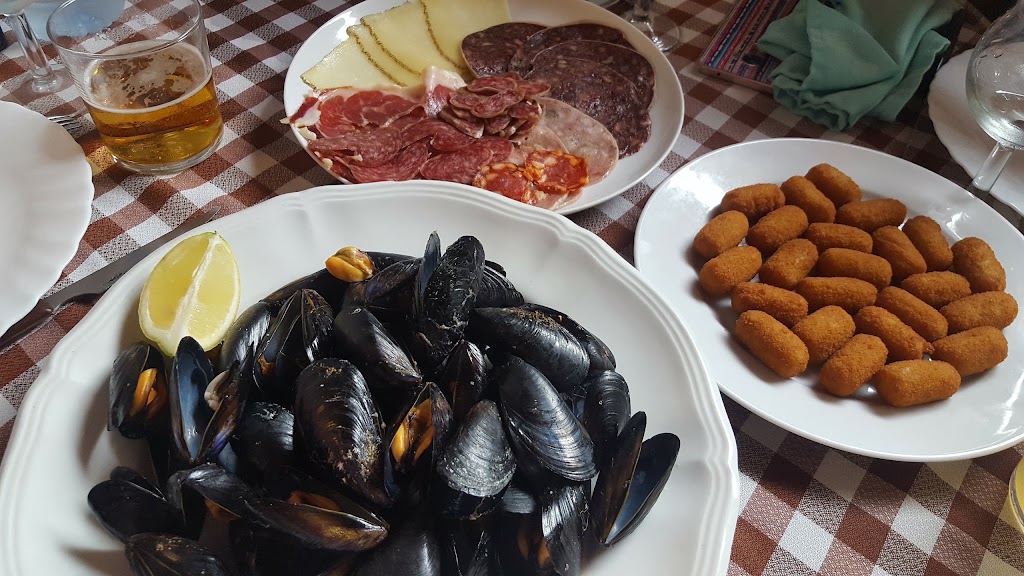 Restaurant Mas Vell — Comida y bebida