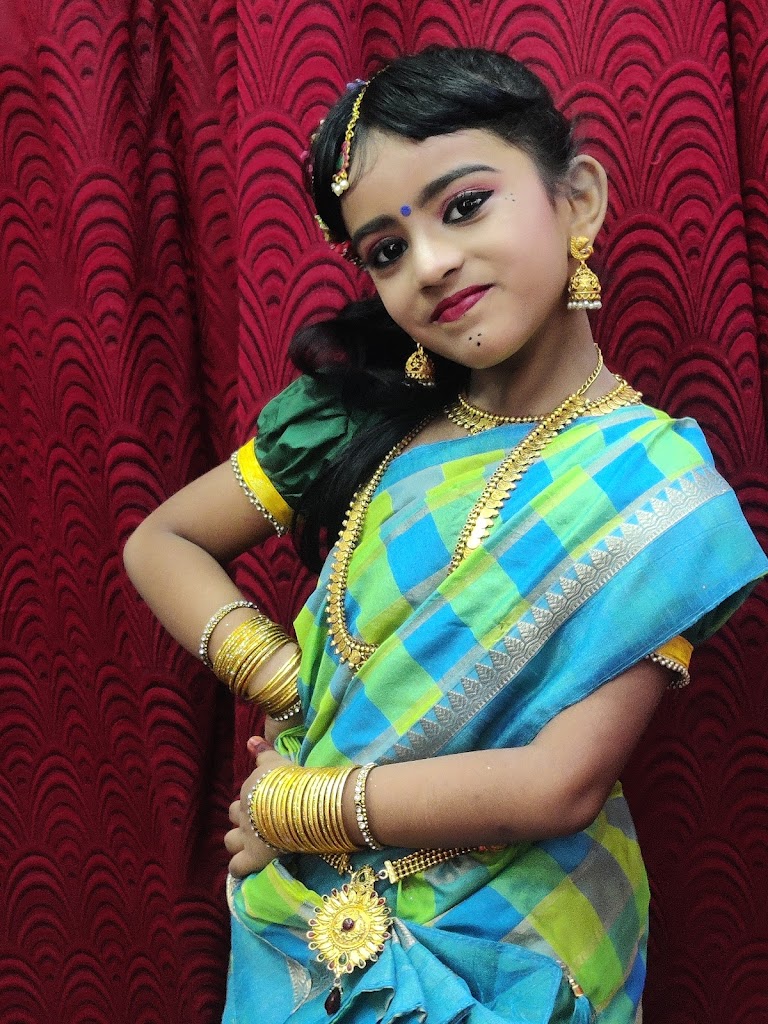 Saara Beauty Parlour And Training Institute